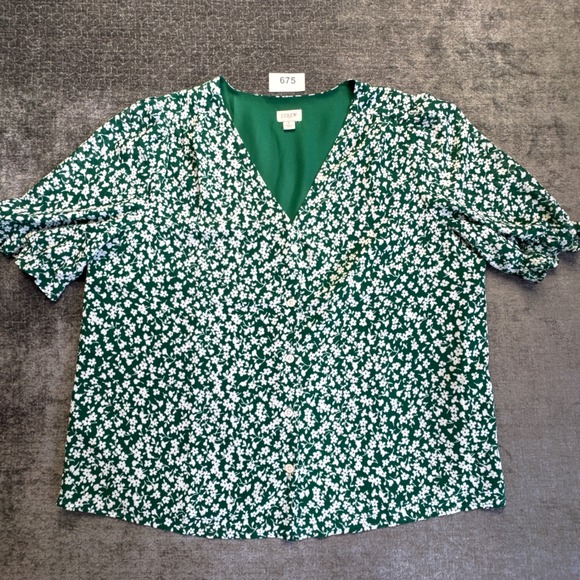 J.Crew Tops - J.Crew Blouse Womens Large Green Floral Ditsy Puff Sleeve Button Front V-Neck